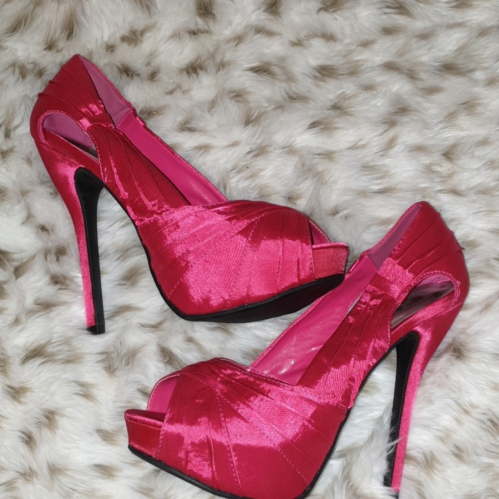Hot Pink 6 inch Heels with platform.